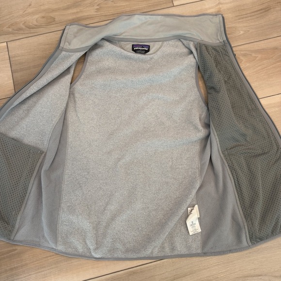 Patagonia Women's Full-Zip Fleece Vest - Size Large - Gray Excellent Knit - Picture 5 of 7